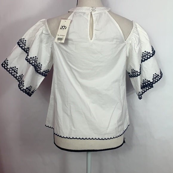 Miss Selfridge white w/navy blue embroidered top - Picture 3 of 8